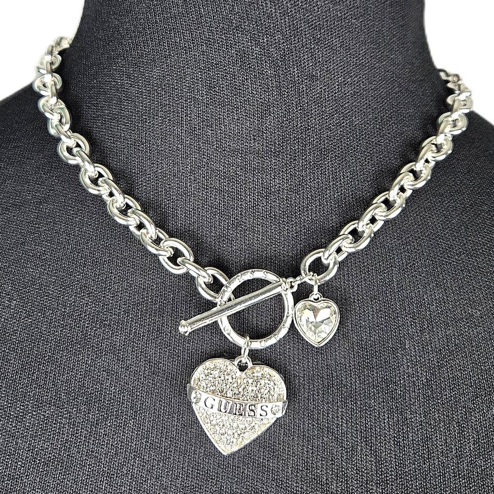 New Guess Logo Silver Tone 18" Chain Toggle Necklace Heart Charm Choker Style